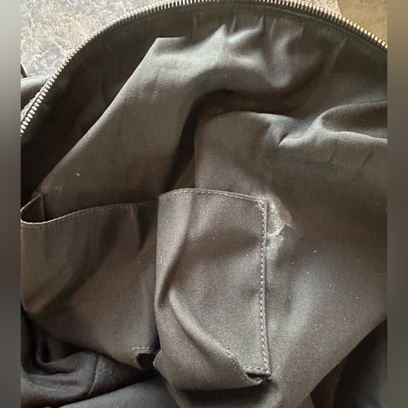 Authentic vintage Gucci Boston Sabrina Ruffle Handbag - Picture 13 of 16